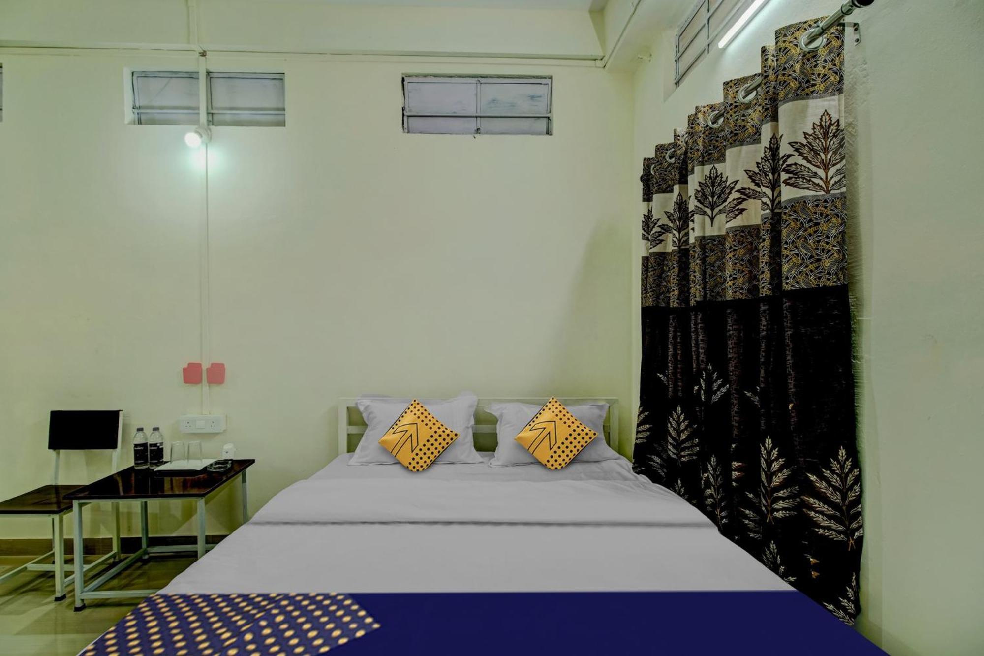 Spot On Rainbow Lodge Guwahati Bagian luar foto
